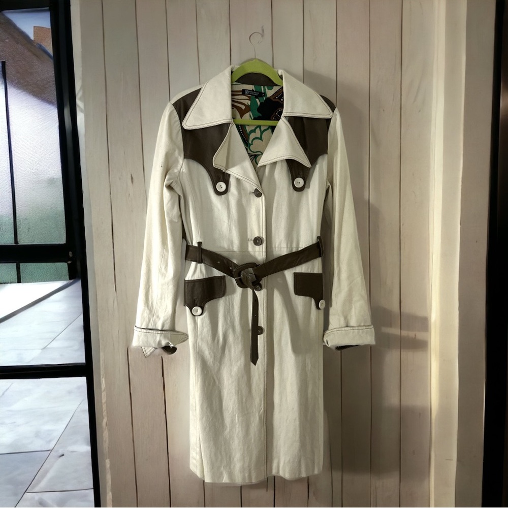 Hayden Hadnett - Brooklyn NYC Trench Coat (L) leather trim - cream cotton outer